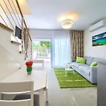 House Mar *