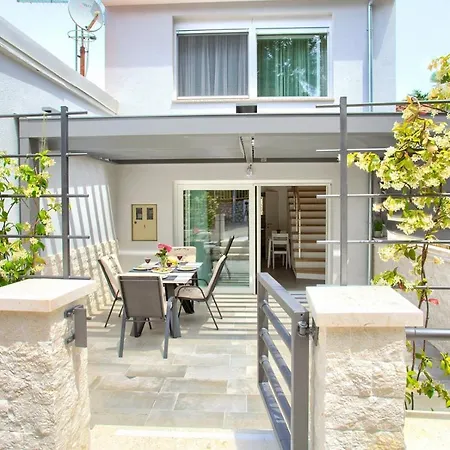 House Mar Malinska