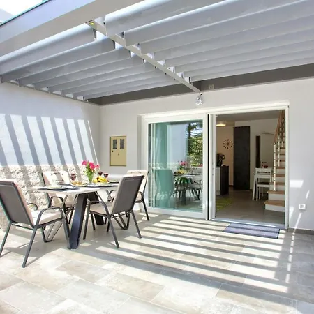 Vikendica House Mar *